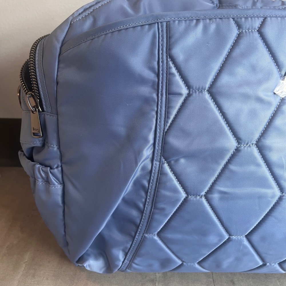 Lug Bag - Blue Moon Icepop Pontoon 2 Overnight Tote Bag - Picture 6 of 13